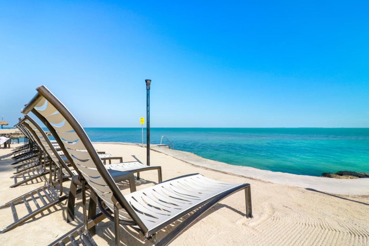 Fiesta Key Rv Resort Waterfront Cottage 36 Layton Exteriör bild