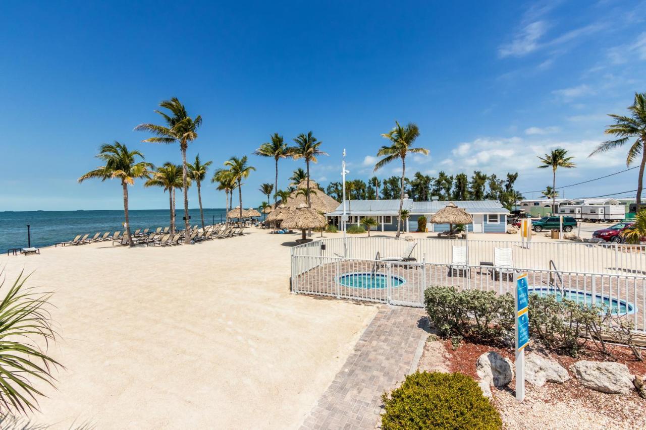 Fiesta Key Rv Resort Waterfront Cottage 36 Layton Exteriör bild